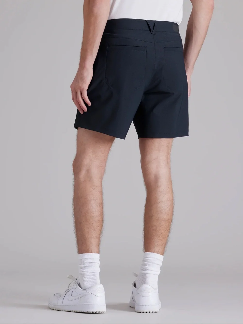 Rhone Men's Momentum Golf Short 7